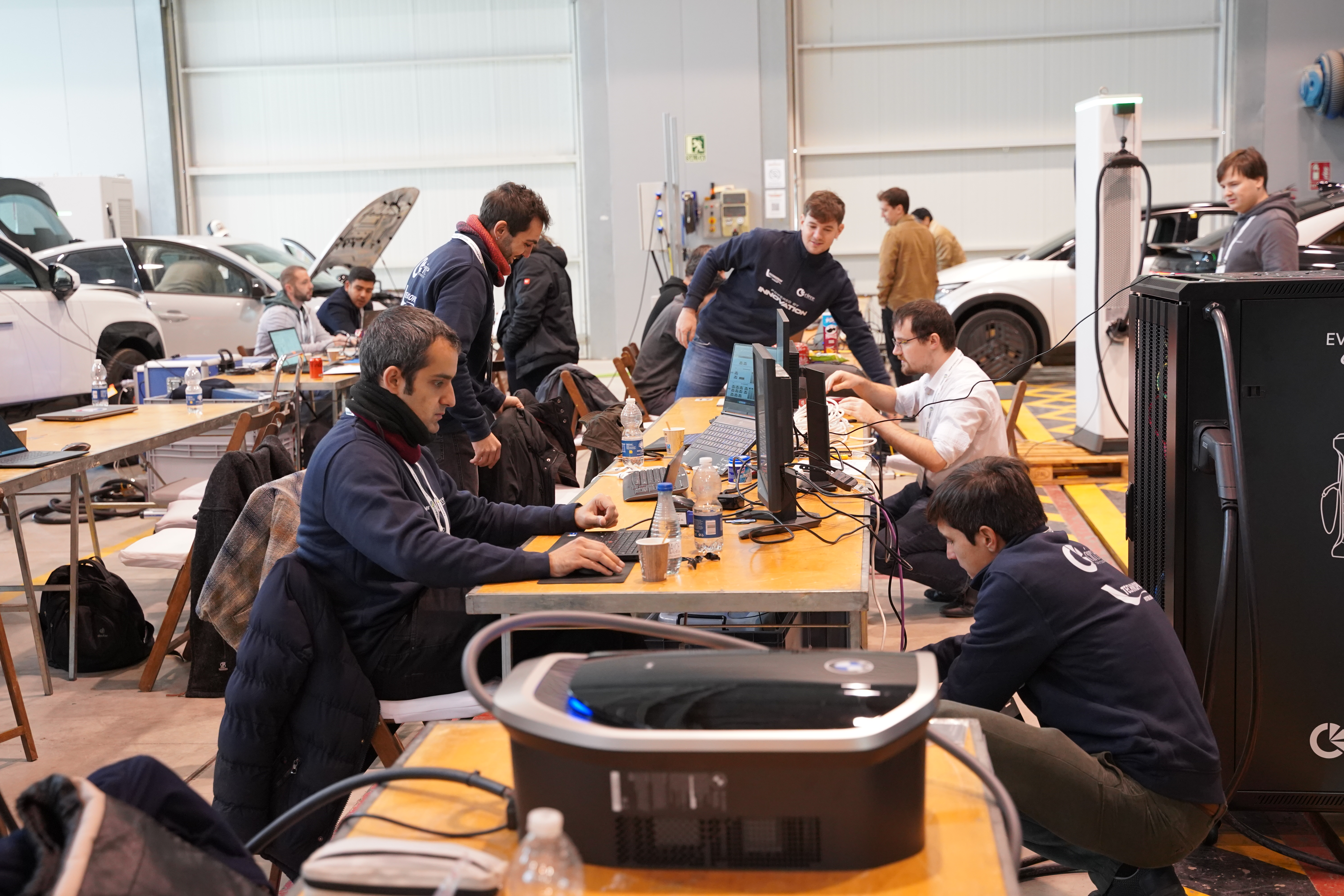 Equipo técnico de CIRCE en CharIN Testival