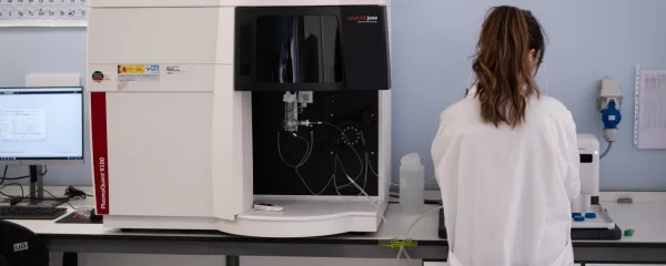Woman doing chemical recycling