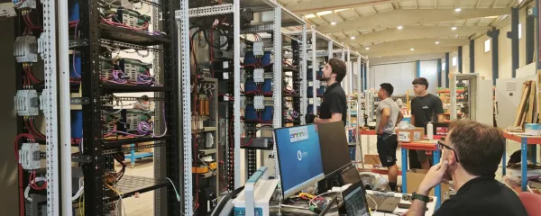 Pruebas del equipo técnico de CIRCE, en las instalaciones de IMAE.